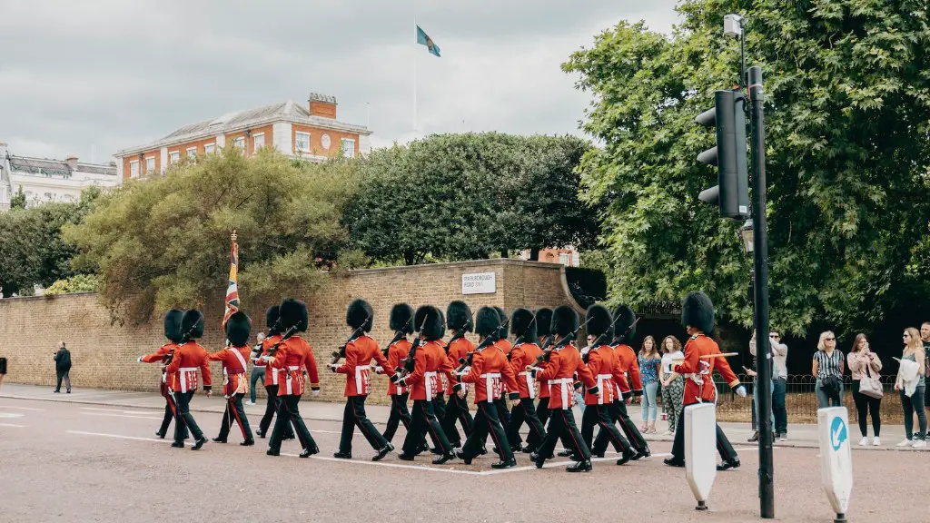 Can we go inside buckingham palace?