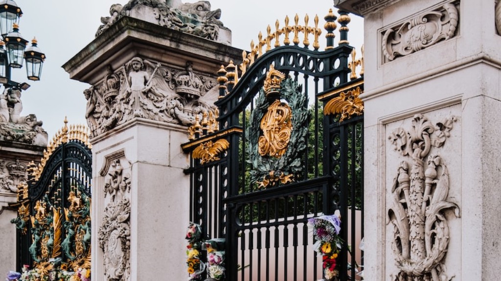How much does the buckingham palace cost?