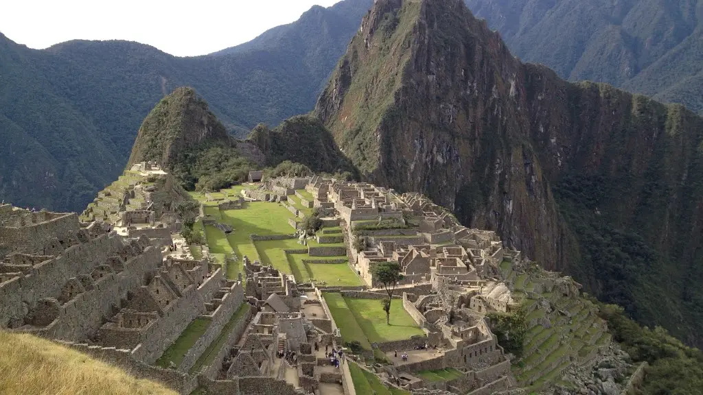 Is cusco near machu picchu?