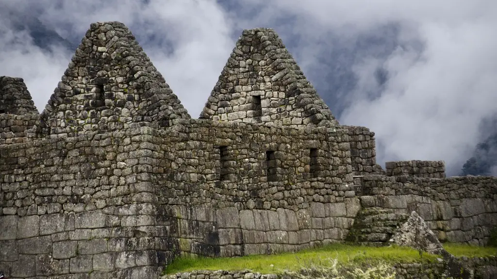 Can you still hike machu picchu?