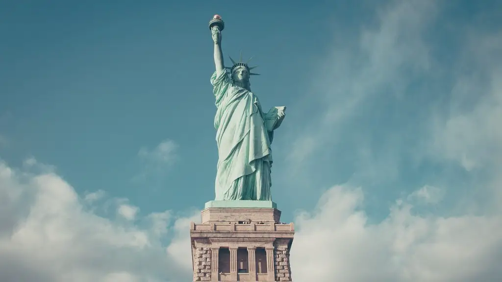 Can you still go inside the statue of liberty?