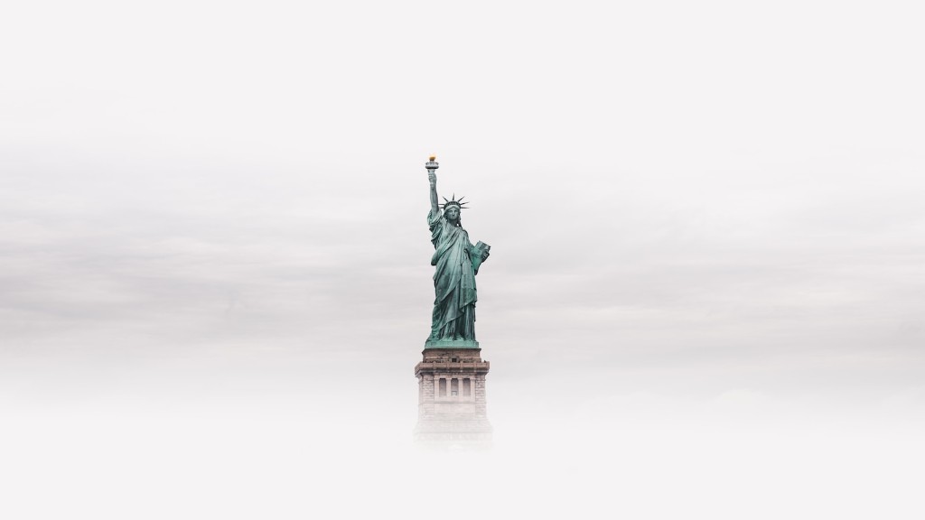 Can you visit the statue of liberty torch?