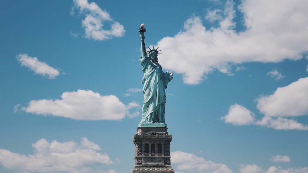 How many spikes on crown of statue of liberty?