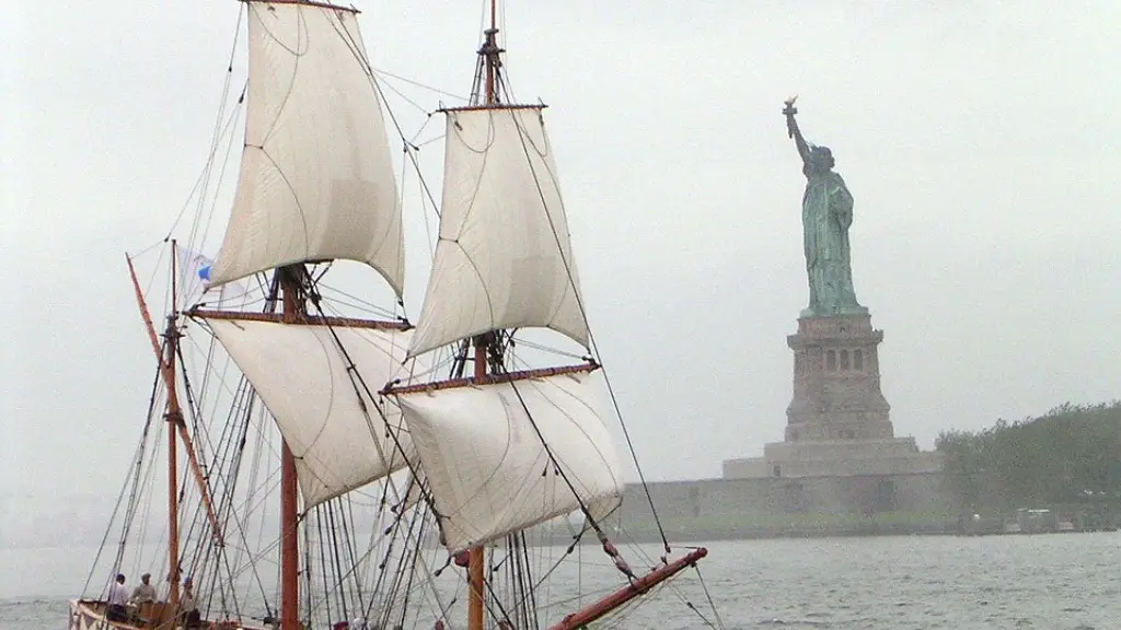 What color did the statue of liberty used to be?