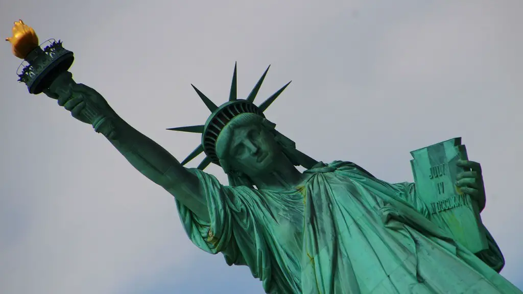 Can you visit the torch of the statue of liberty?